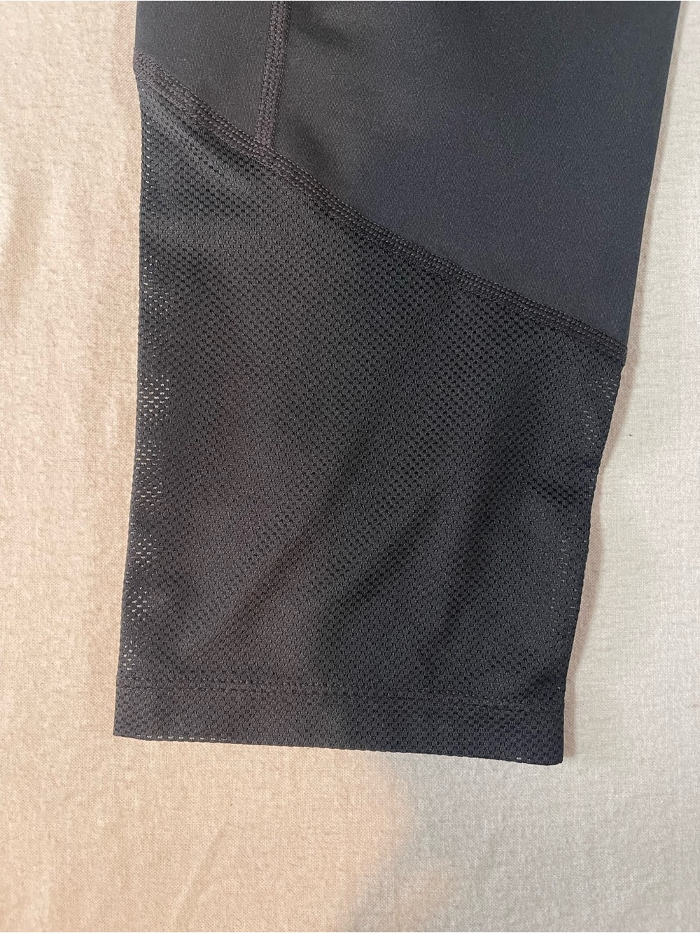 Nike Black Capri Running Leggings with White Swoosh Women’s Large - Picture 5 of 16